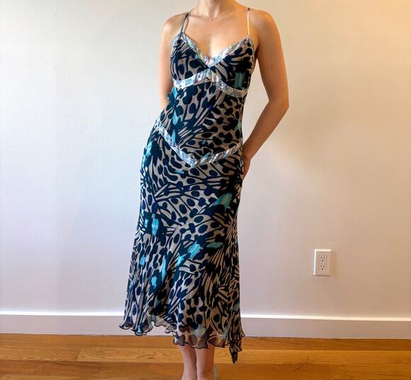 Diane Von Furstenberg Dresses & Skirts - vintage silk chiffon diane von furstenberg midi dress